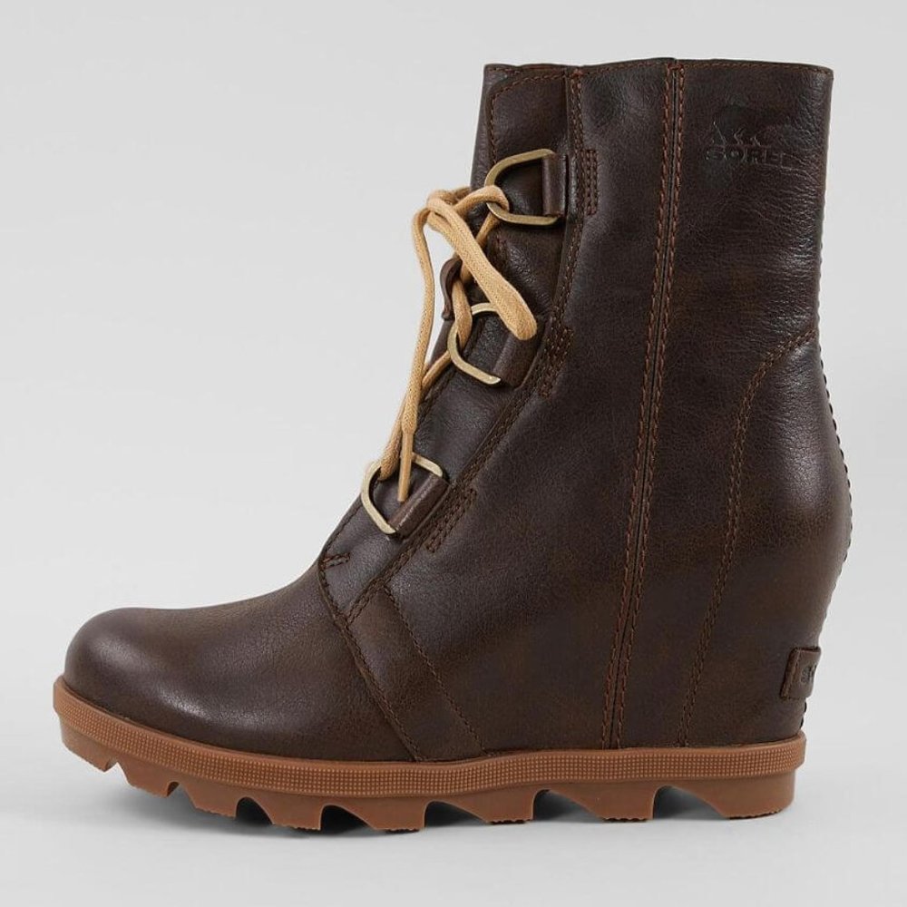 Sorel Joan Of Arctic Boots - Picture 4 of 11